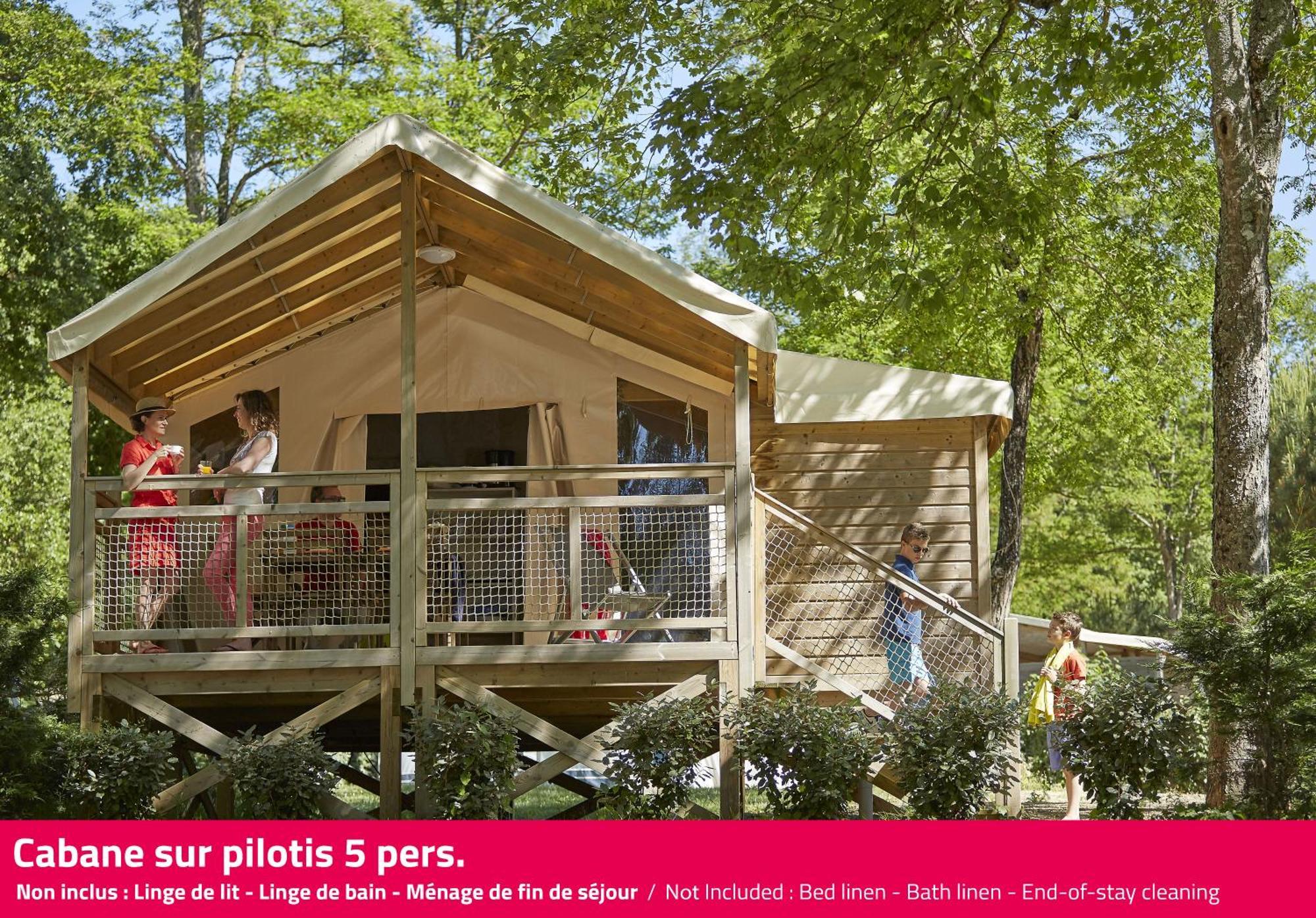 Campsite Le Petit Rocher 4*